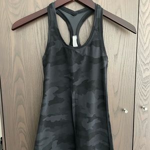 SUPER RARE BRAND NEW W/O TAGS Lululemon Cool Racerback II Tank Top Nulu Size 2